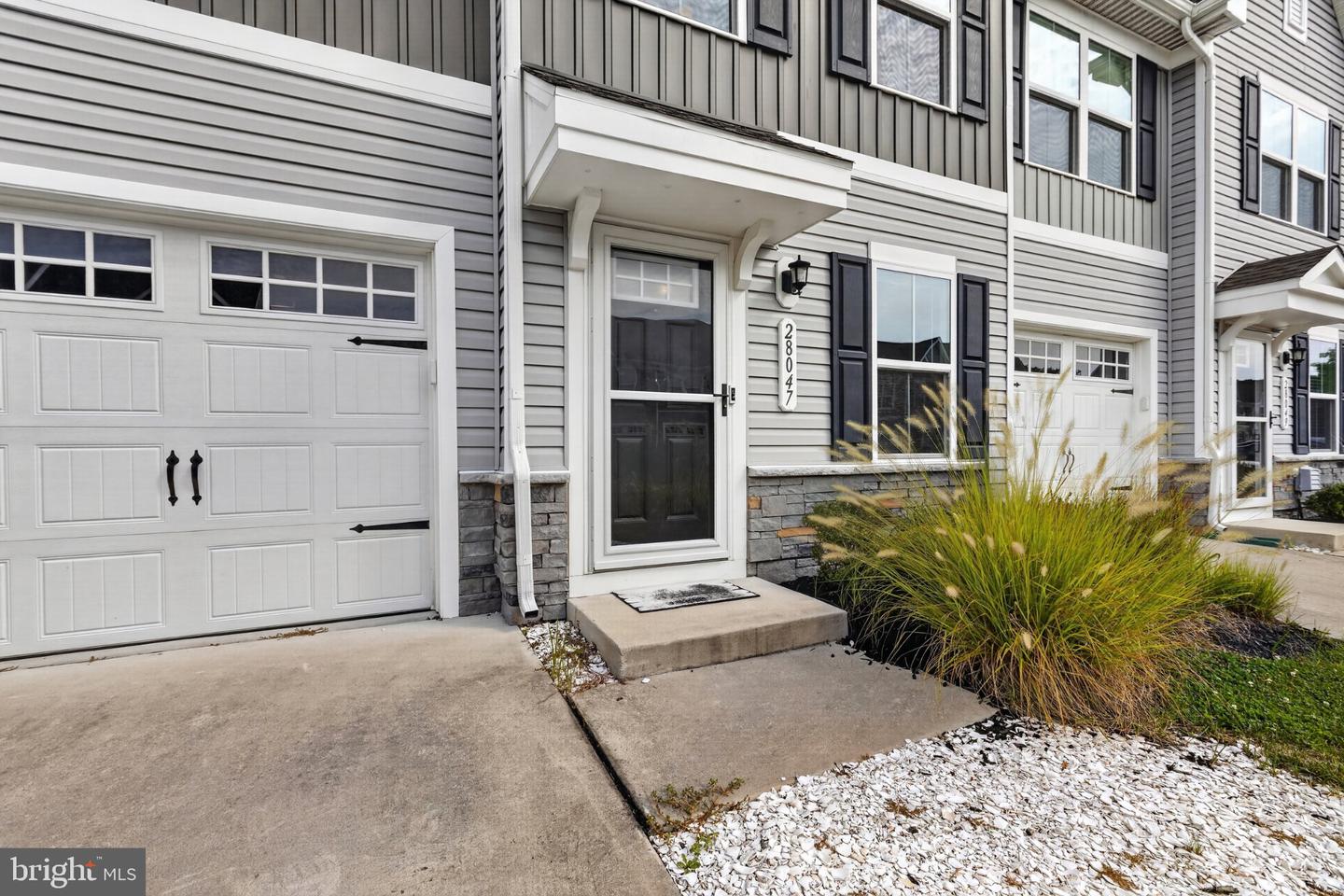 28047 Dew Drop Ln Property Photo 6