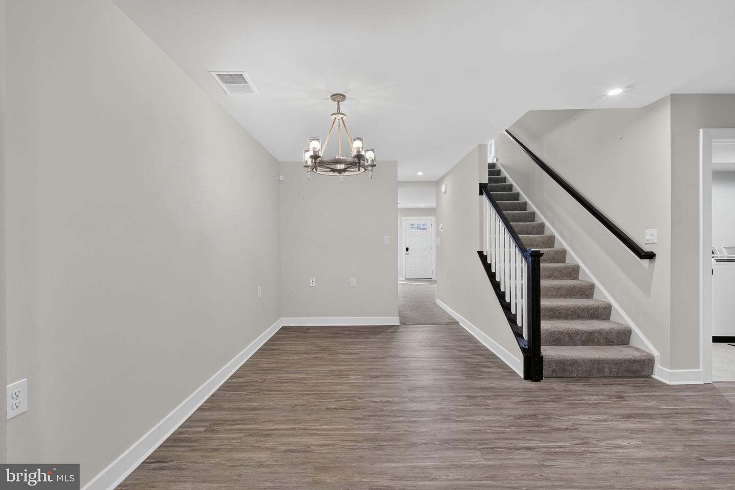 28047 Dew Drop Ln Property Photo 11