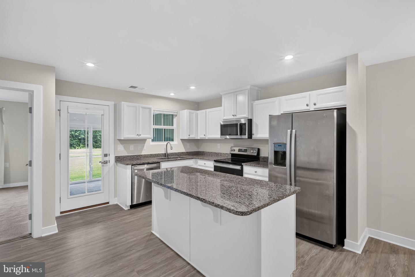 28047 Dew Drop Ln Property Photo 18