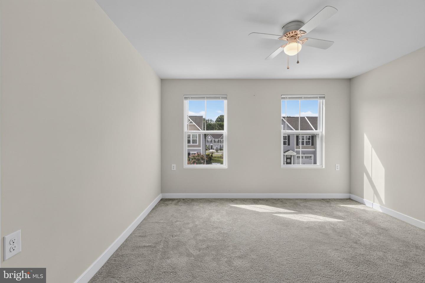 28047 Dew Drop Ln Property Photo 34