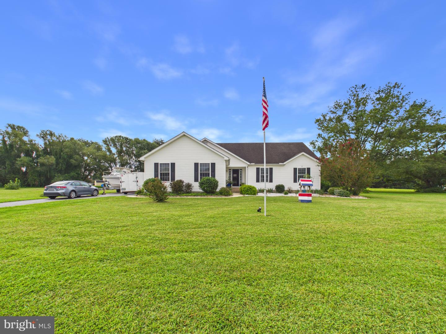 16733 Woodland Ct Property Photo 1