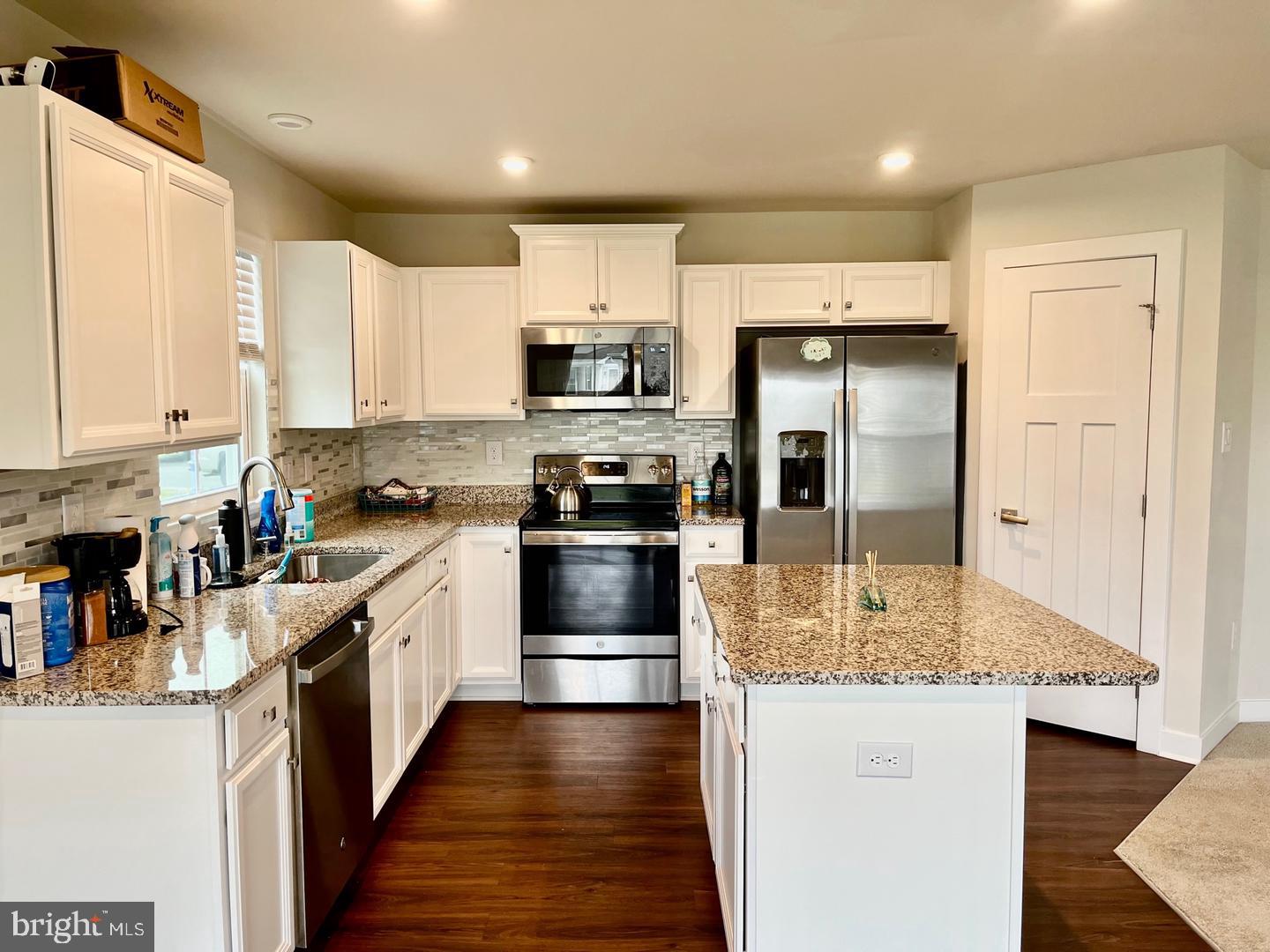 506 Mifflin Way #72 Property Photo 6