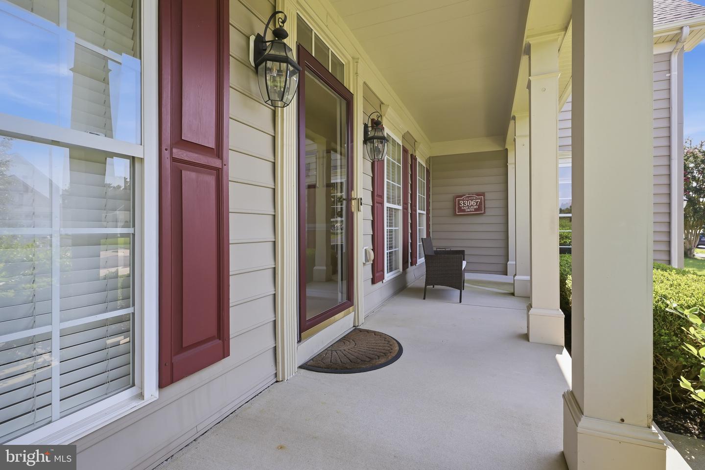 33067 E Light Dr Property Photo 7