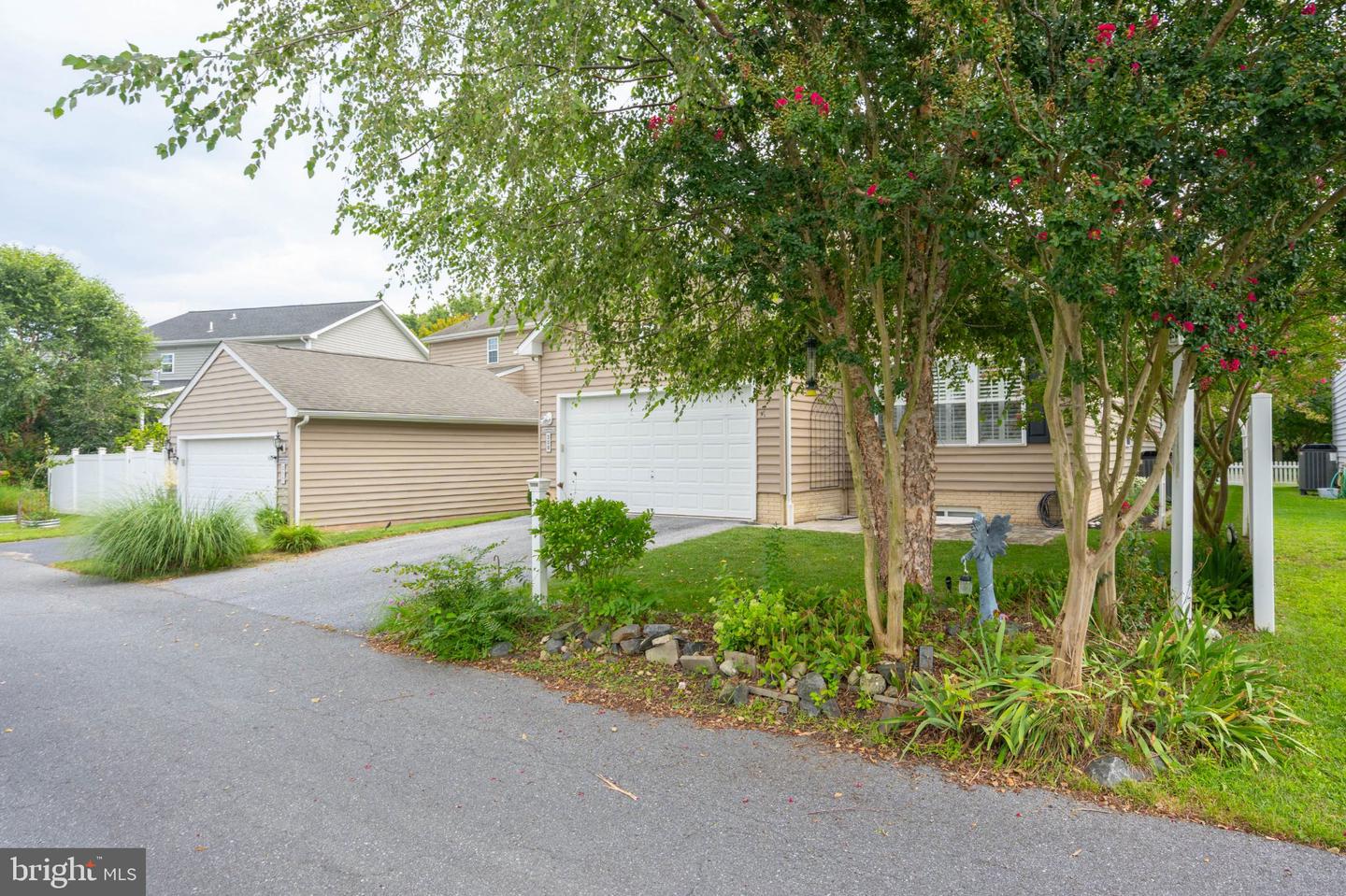 309 Summer Walk Blvd Property Photo 58