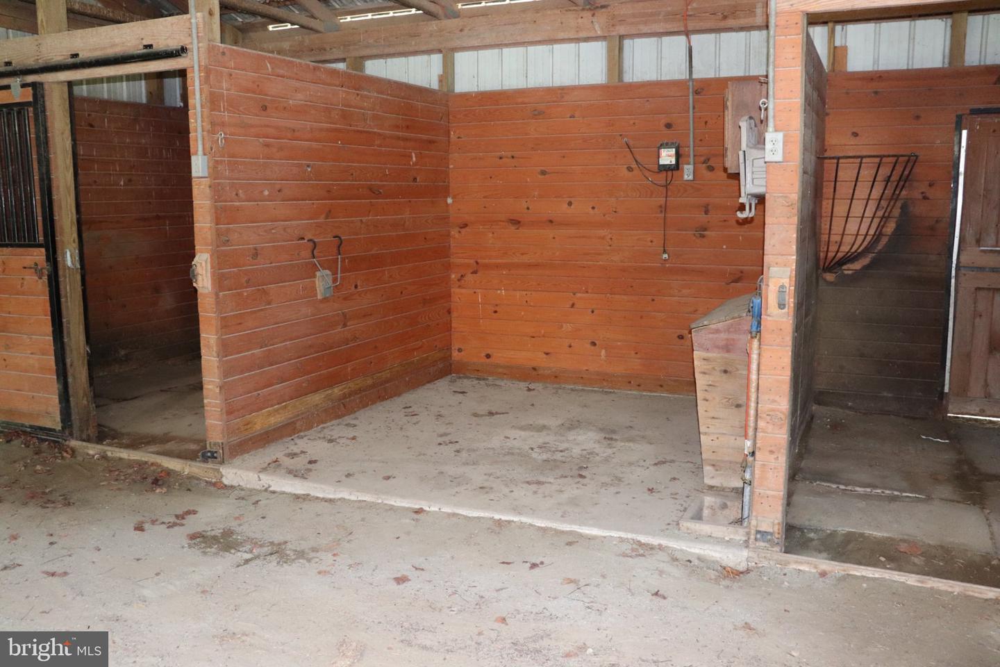 16786 Redden Rd Property Photo 10