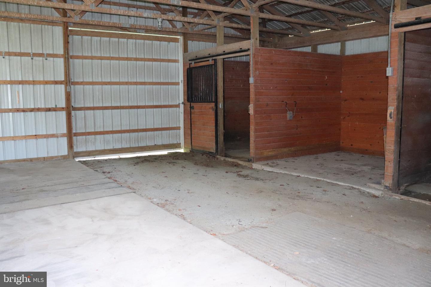 16786 Redden Rd Property Photo 12