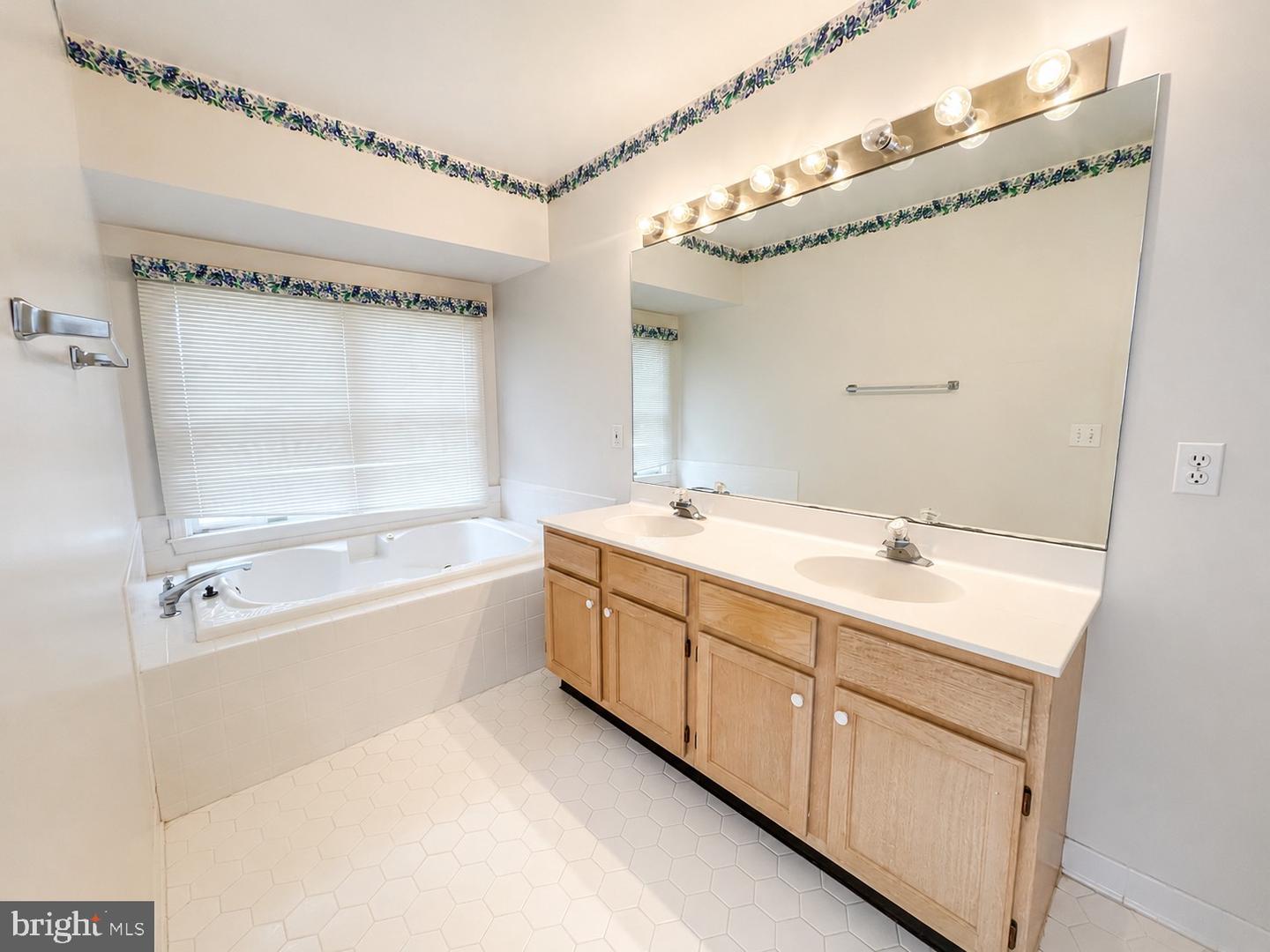 31905 Jeremys Br #25 Property Photo 11