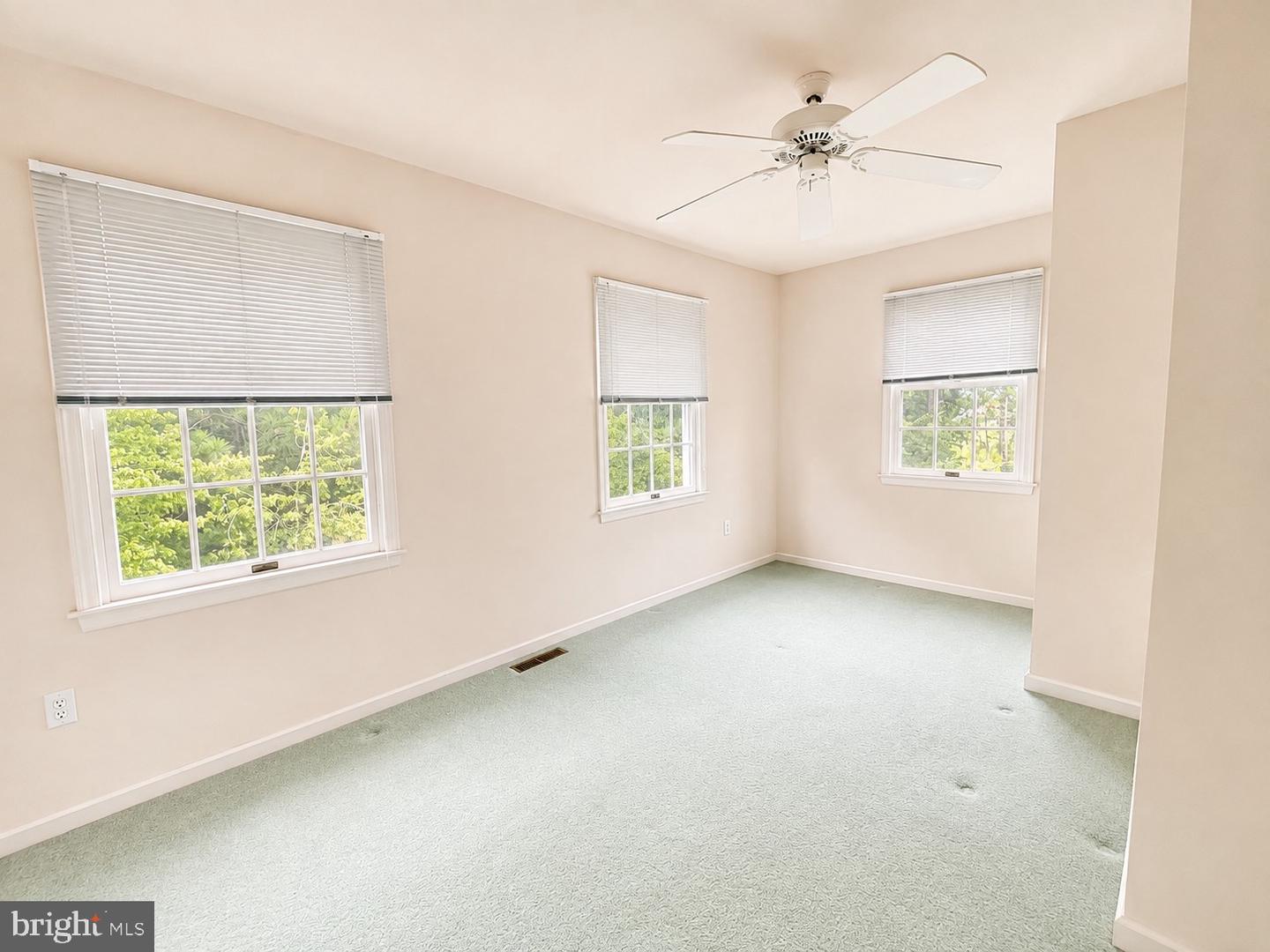 31905 Jeremys Br #25 Property Photo 14