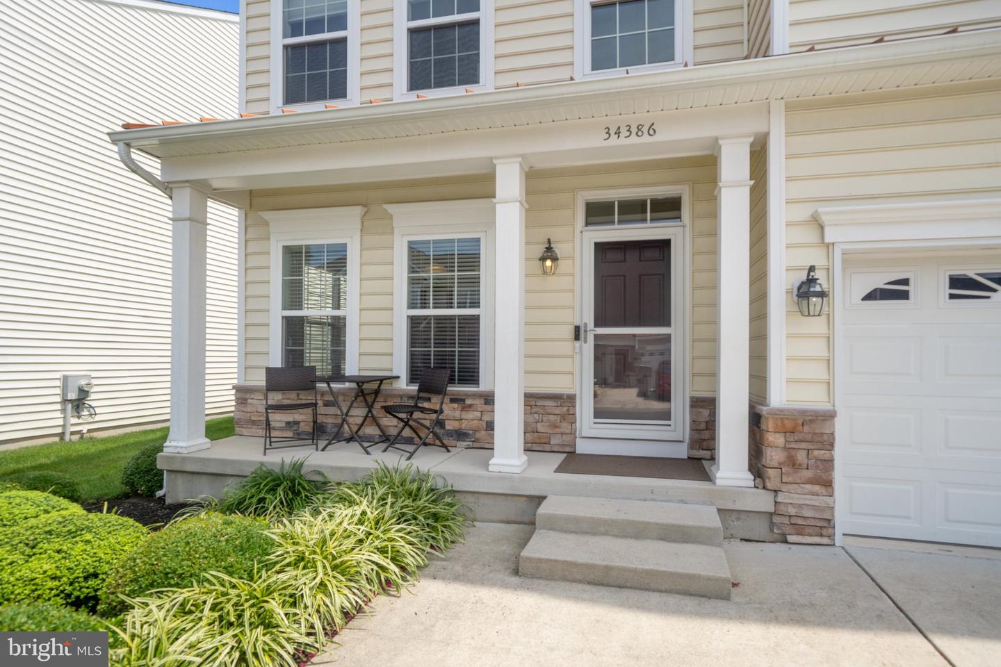 34386 Bronze Property Photo 3