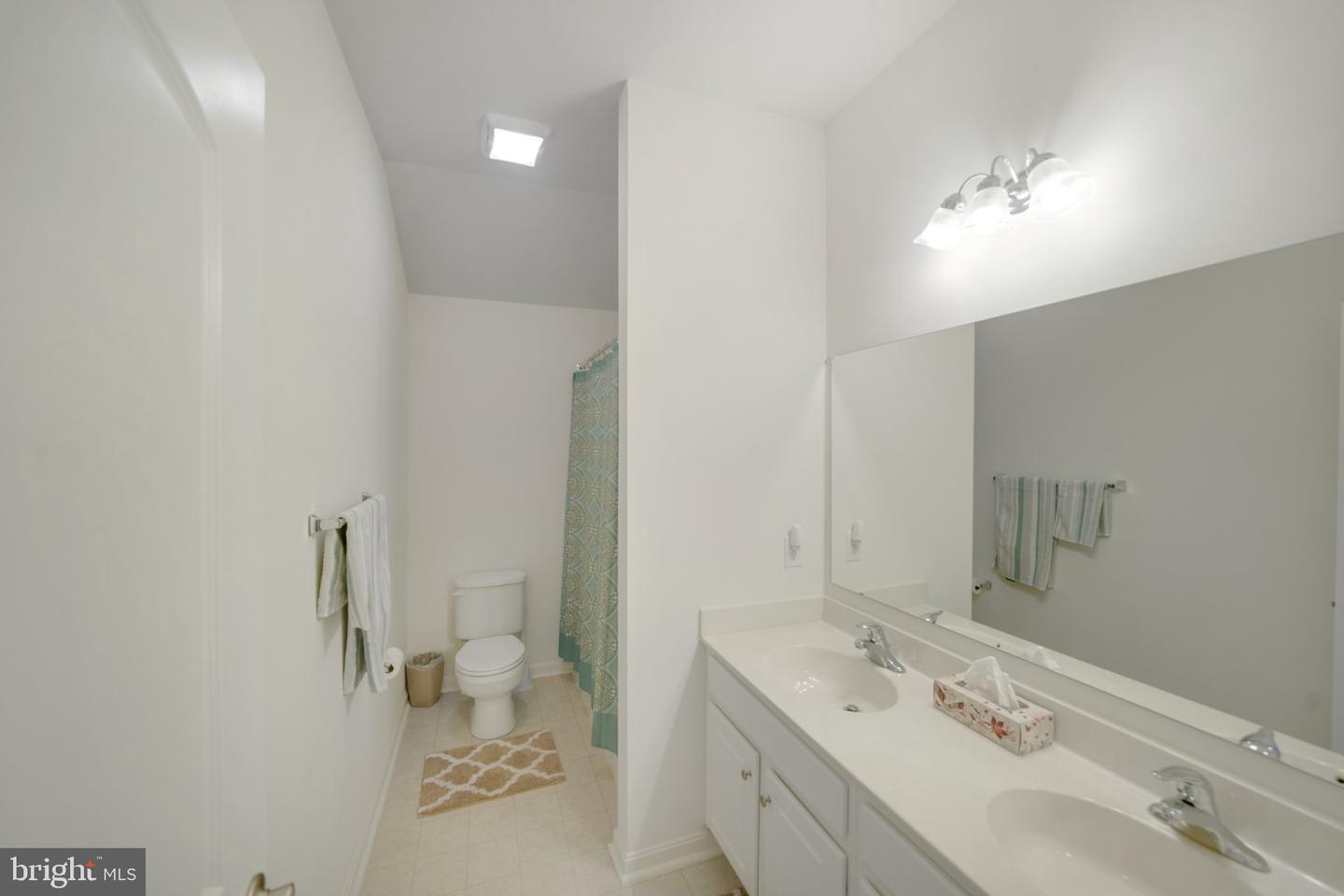34386 Bronze Property Photo 8