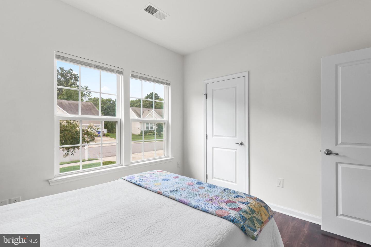 18 Thornton Dr Property Photo 32