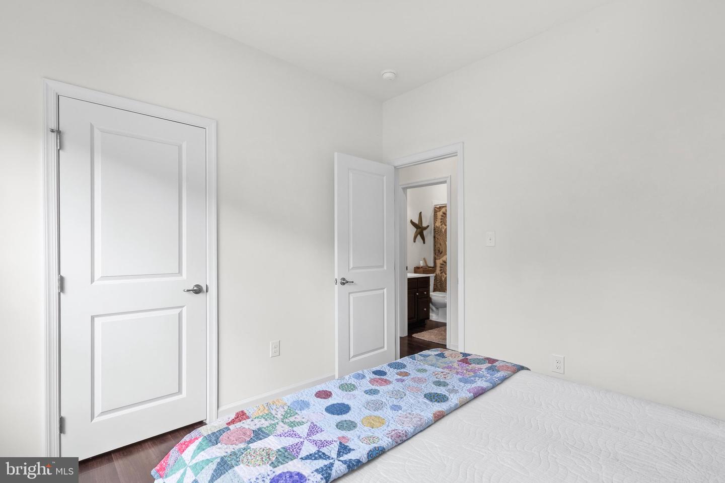 18 Thornton Dr Property Photo 33