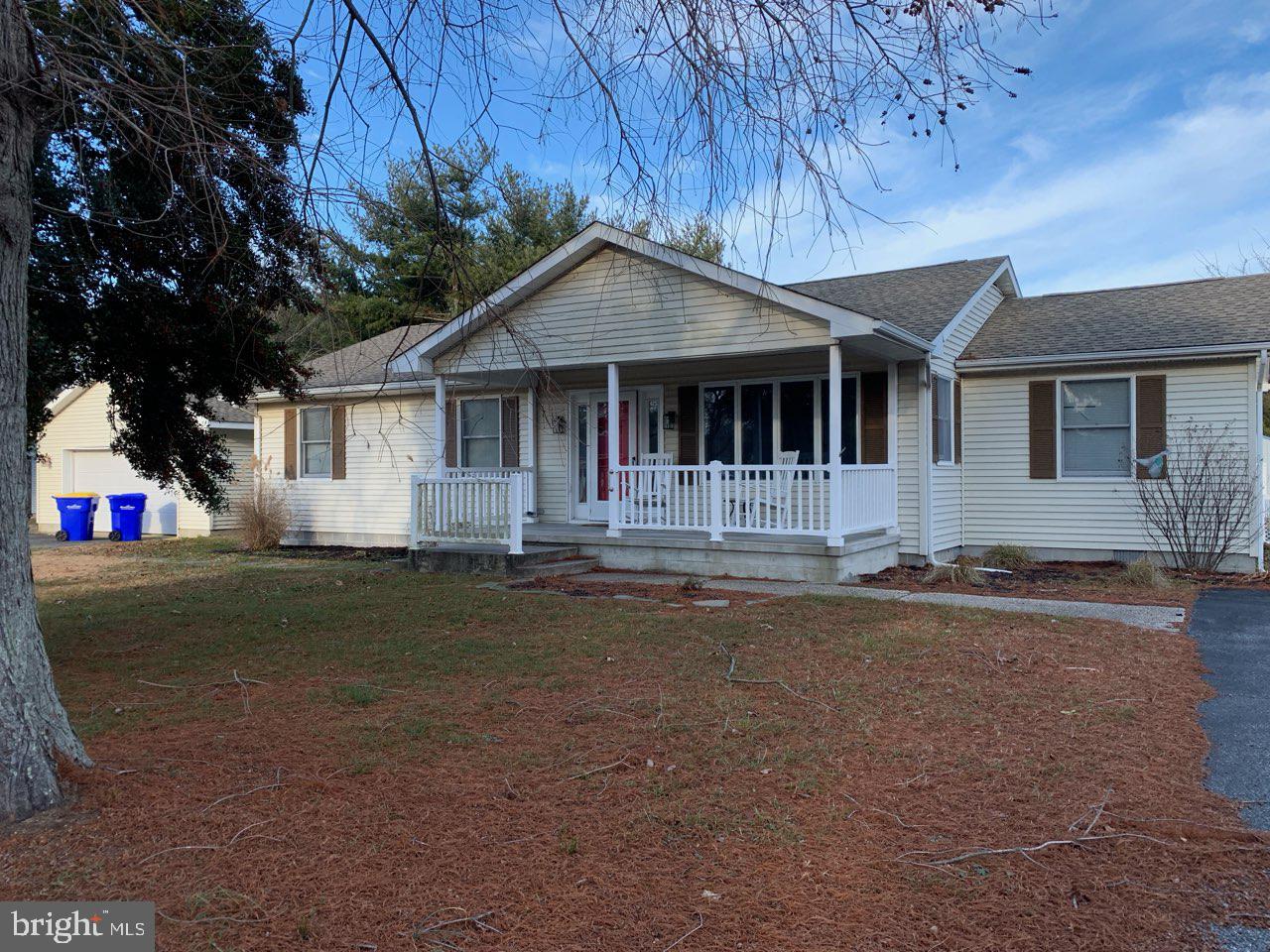 15 Wagon Wheel Rd Property Photo 2