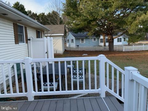 15 Wagon Wheel Rd Property Photo 20