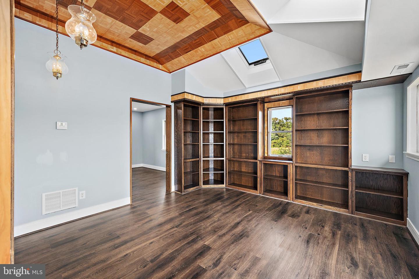 12062 Laurel Rd Property Photo 41