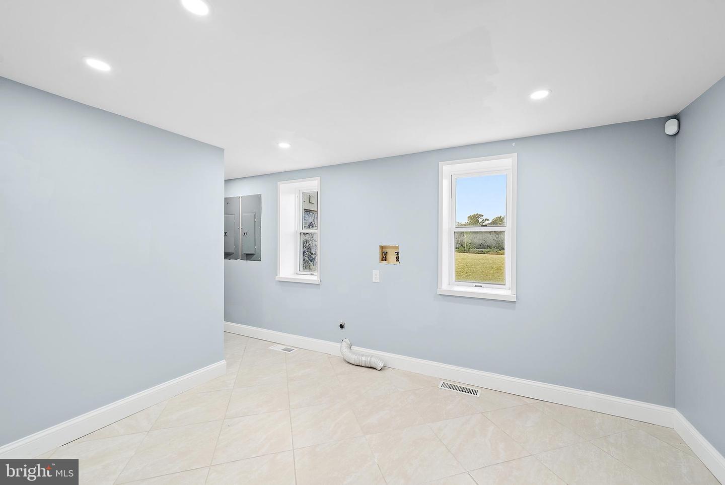 12062 Laurel Rd Property Photo 68