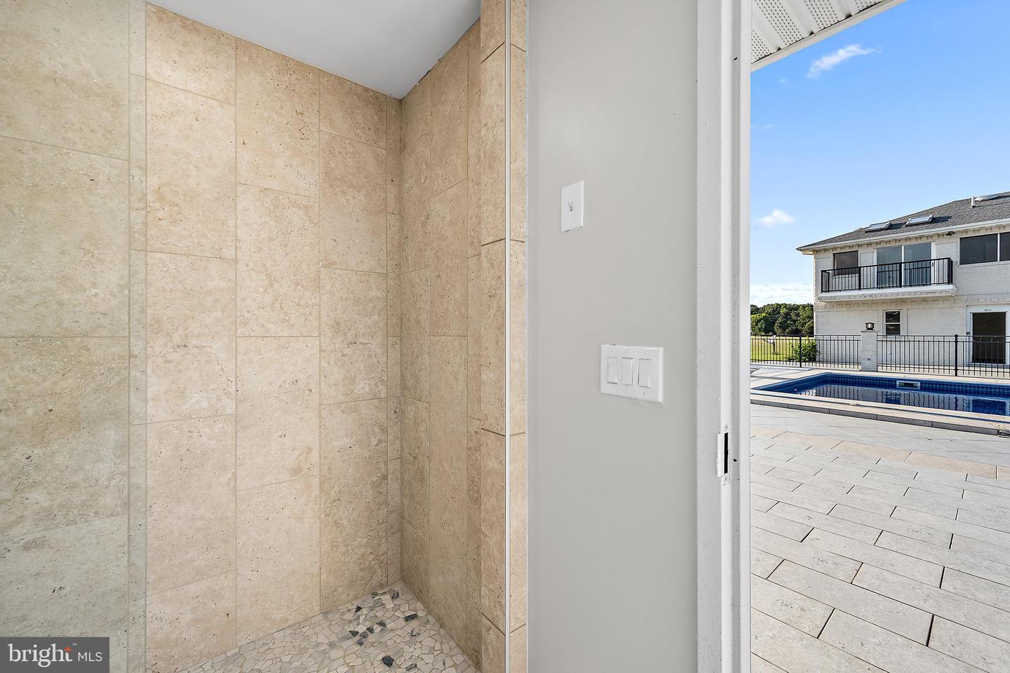12062 Laurel Rd Property Photo 104