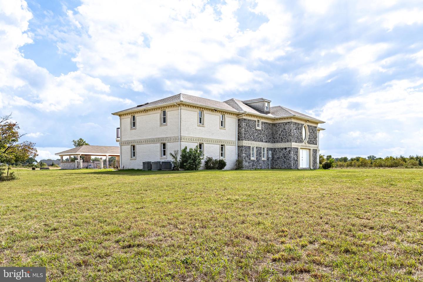 12062 Laurel Rd Property Photo 117