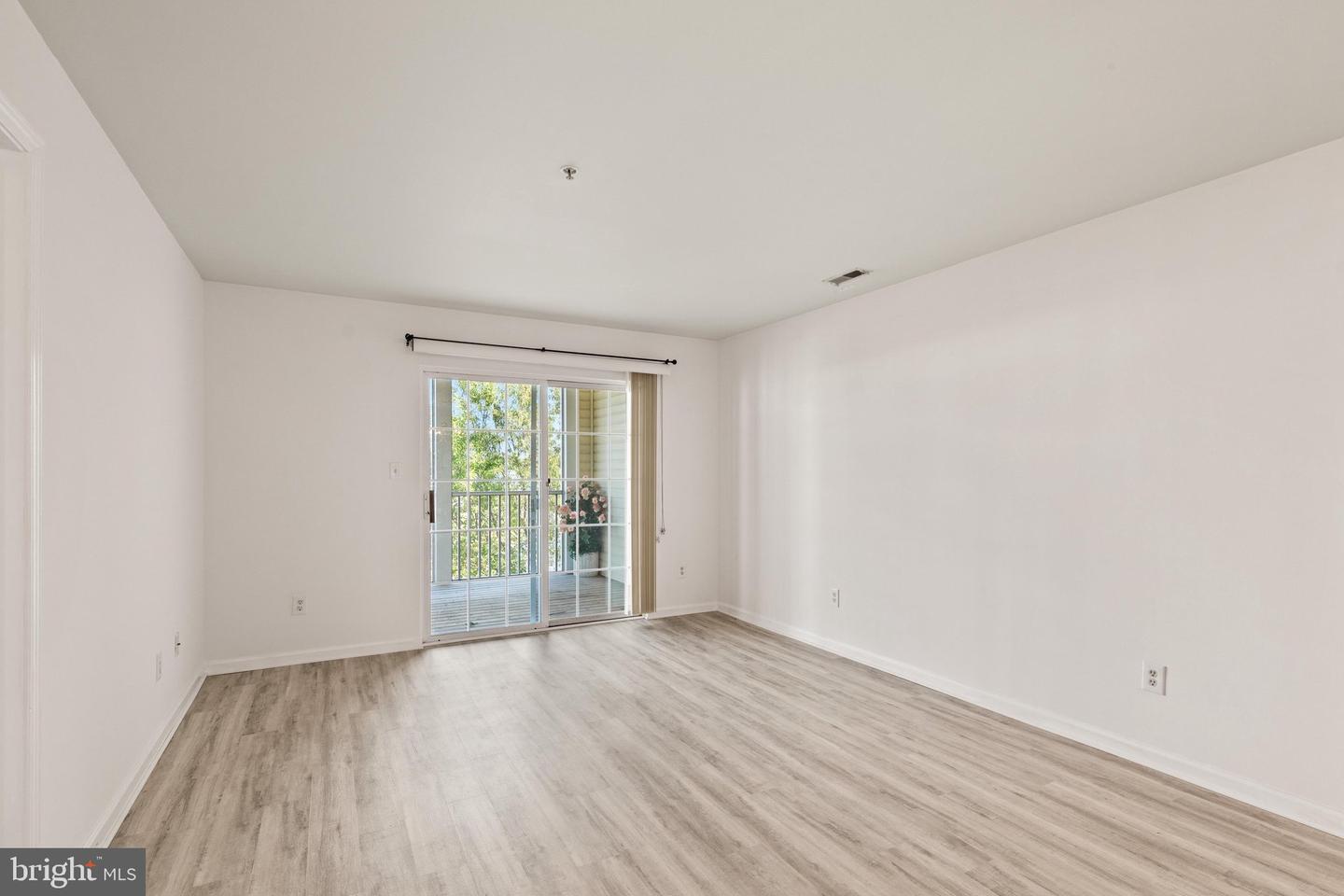 5202 Caitlins Way Property Photo 9