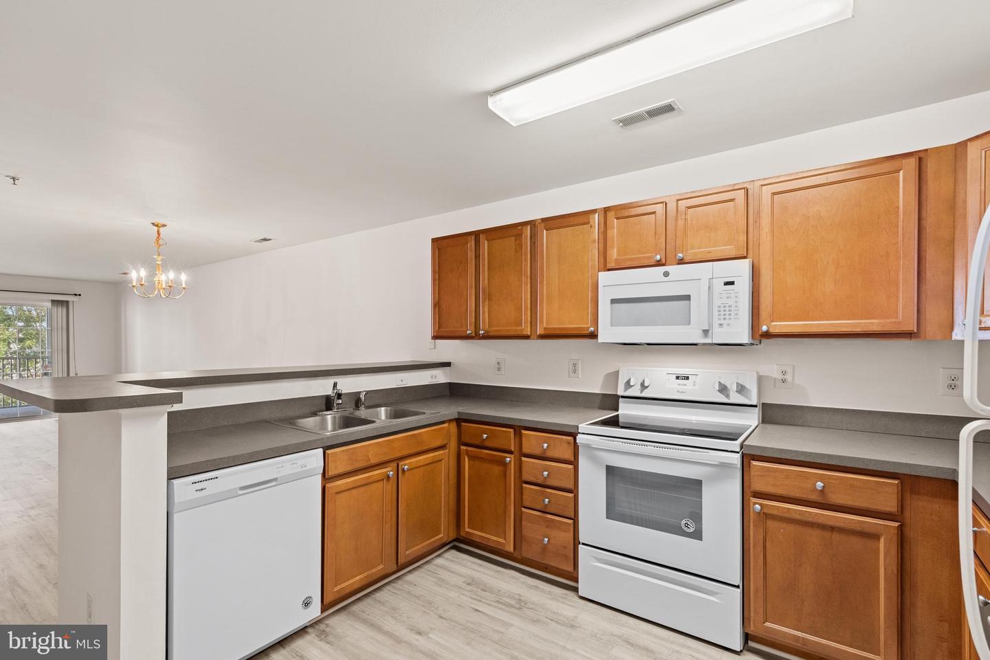 5202 Caitlins Way Property Photo 16
