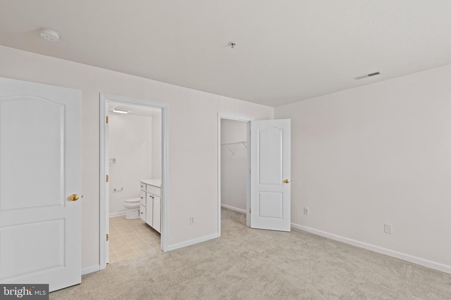 5202 Caitlins Way Property Photo 27