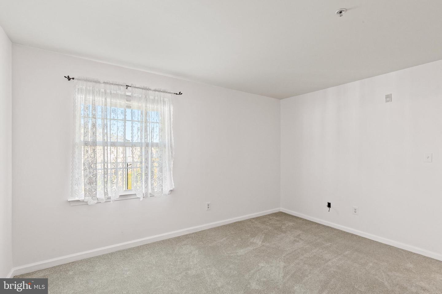 5202 Caitlins Way Property Photo 29