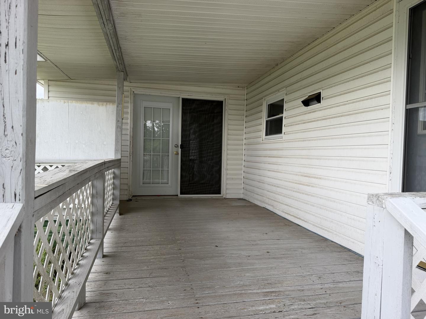 27020 Galley Dr Property Photo 7