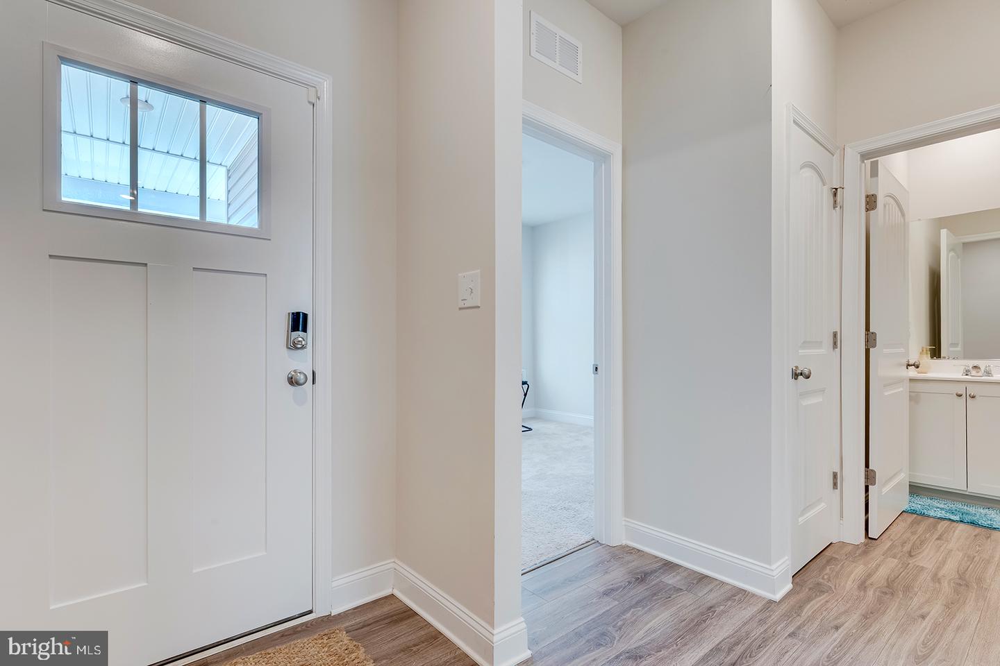 15496 Crape Myrtle Rd Property Photo 7