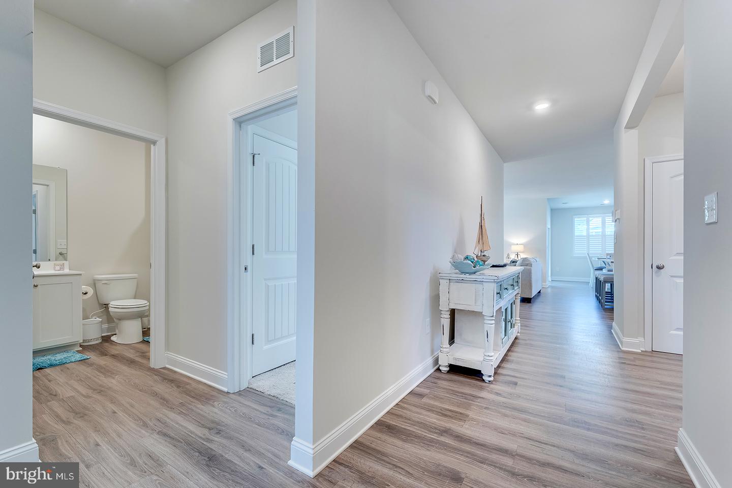 15496 Crape Myrtle Rd Property Photo 8