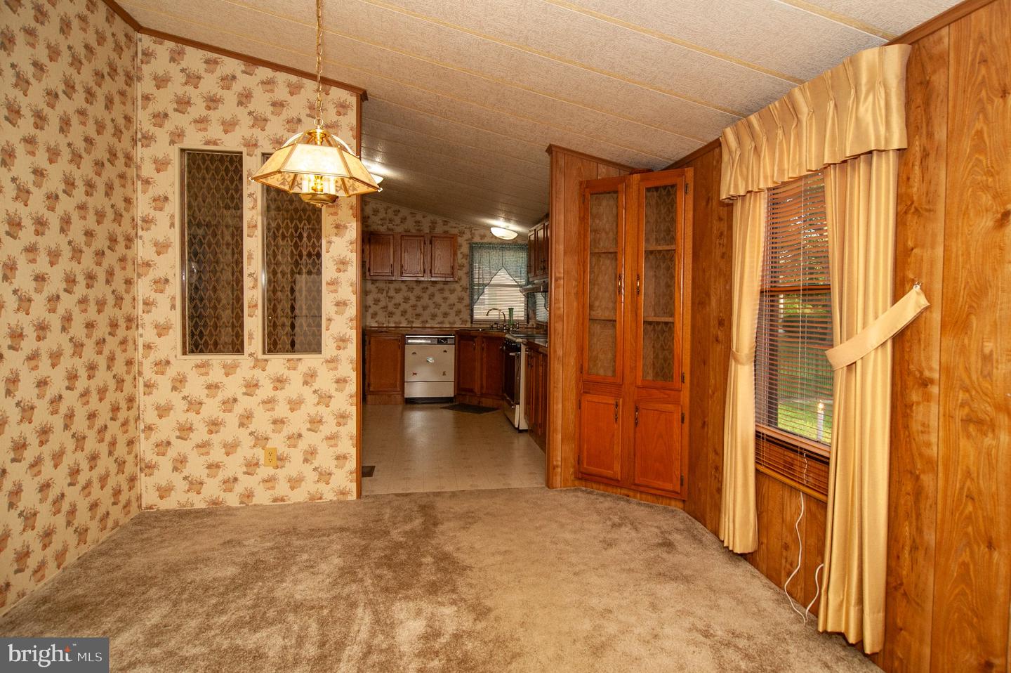 14633 Black Swan Property Photo 10