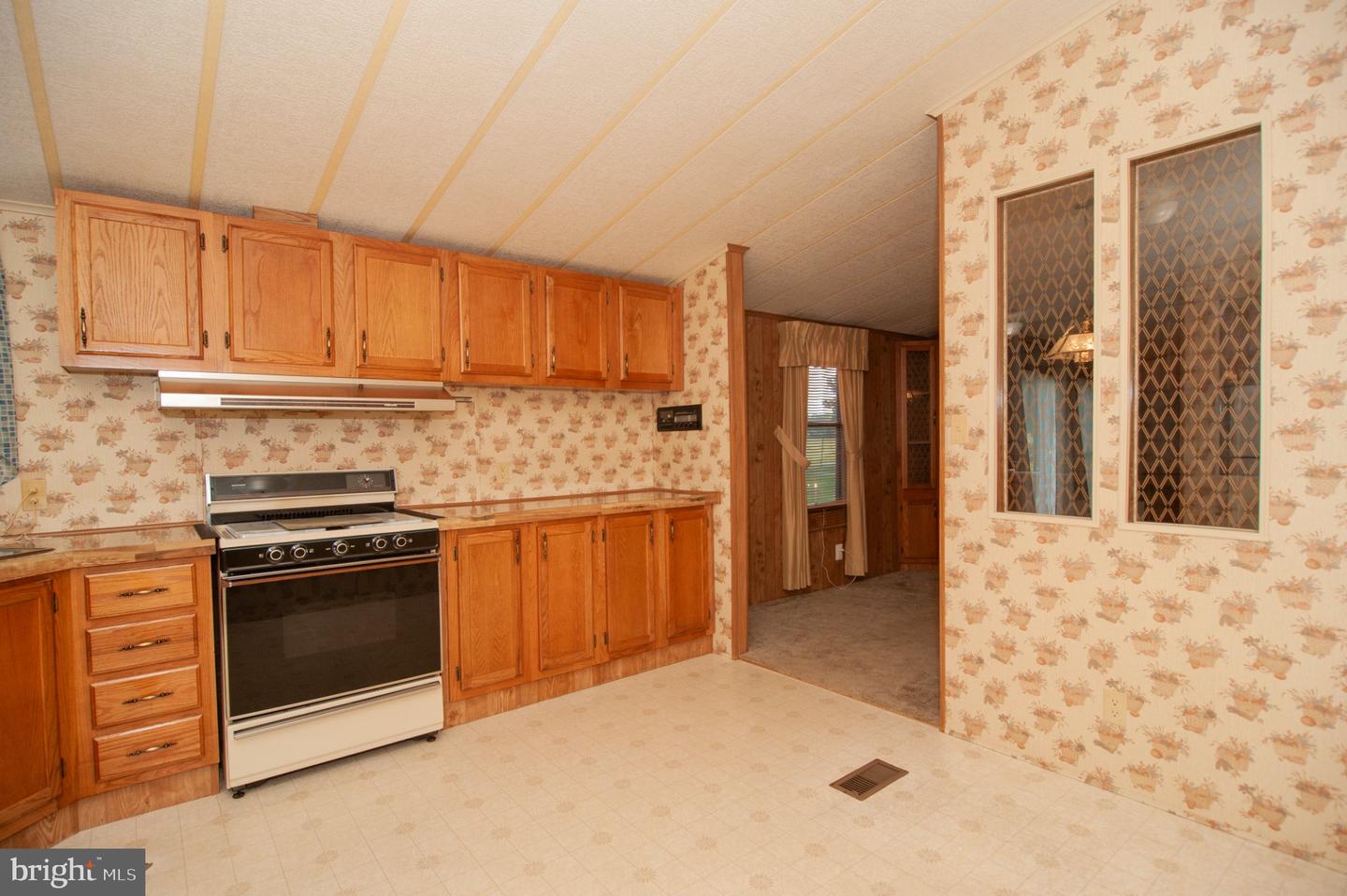 14633 Black Swan Property Photo 11