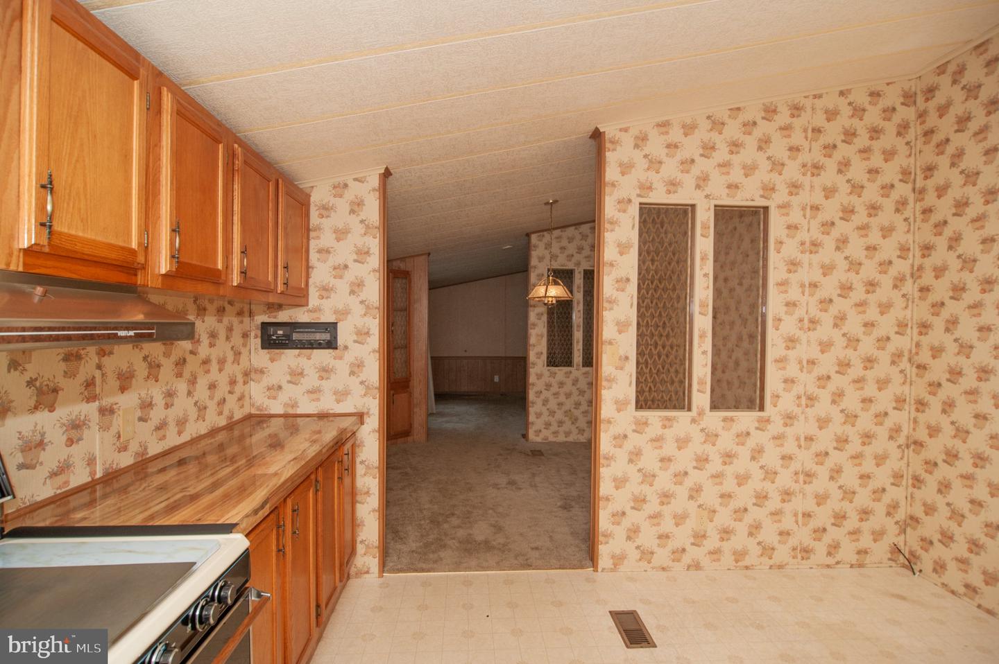 14633 Black Swan Property Photo 12
