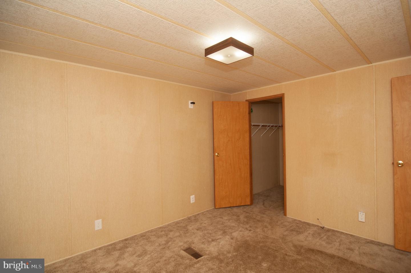 14633 Black Swan Property Photo 16