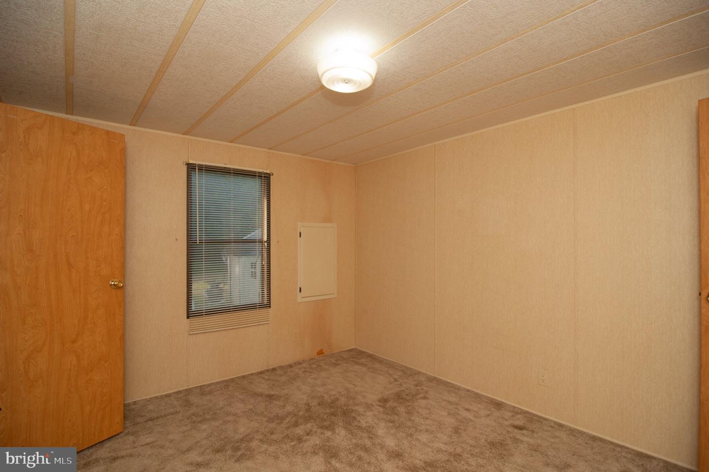 14633 Black Swan Property Photo 17