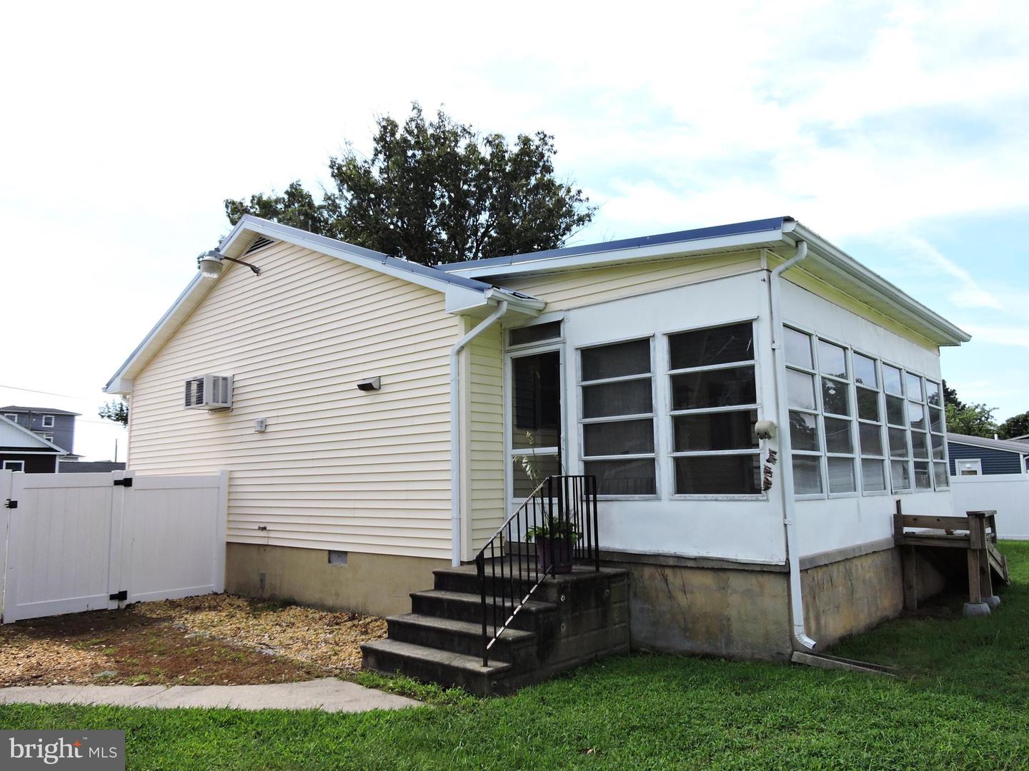 28258 Basin Rd Property Photo 6