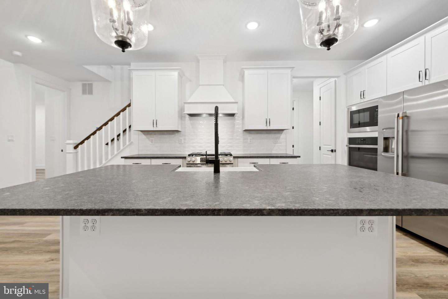 33808 Allen St Property Photo 4
