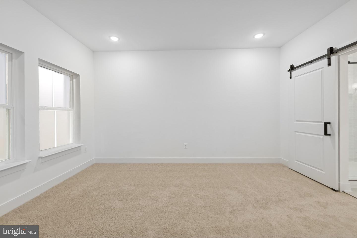 33808 Allen St Property Photo 17