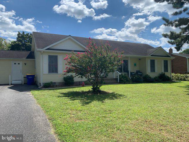 736 Hickman Dr Property Photo 3
