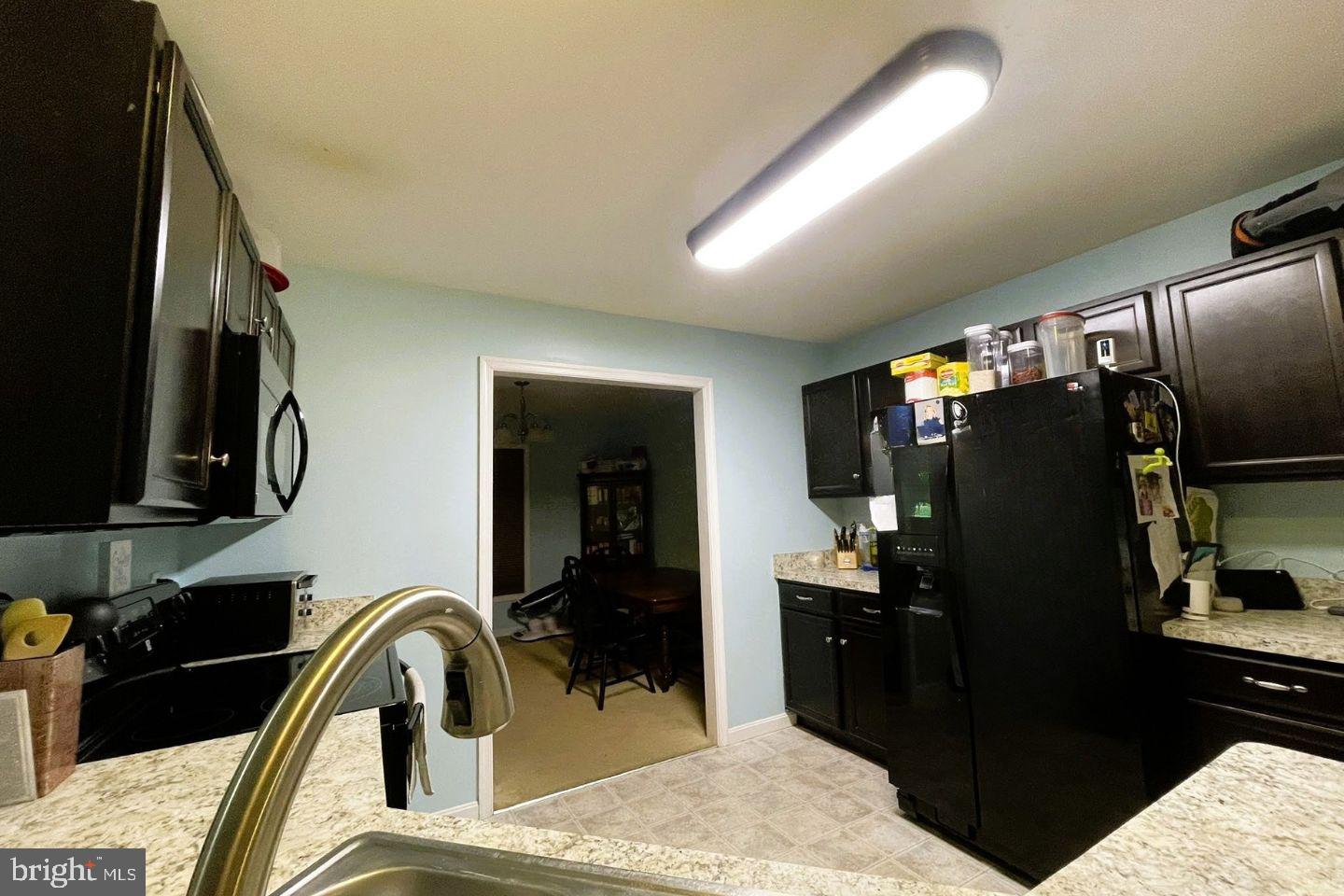 8025 Armiger Dr N Property Photo 5