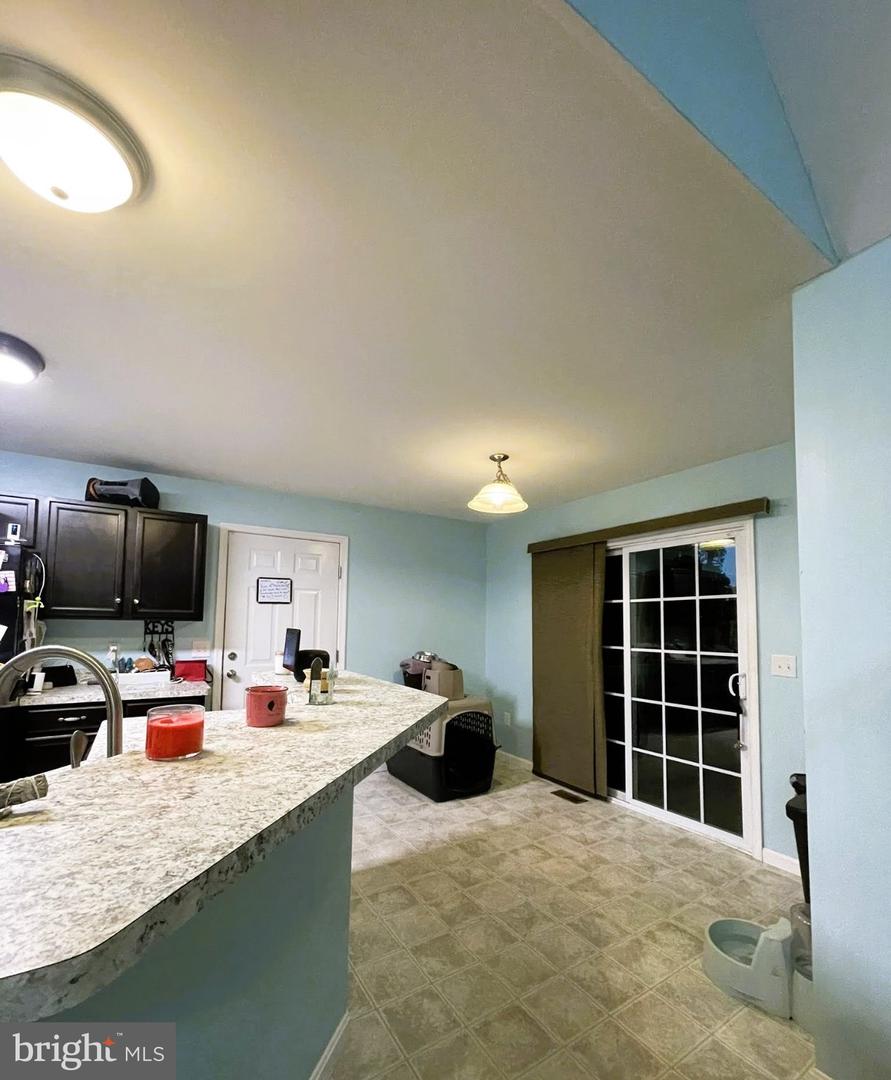 8025 Armiger Dr N Property Photo 6