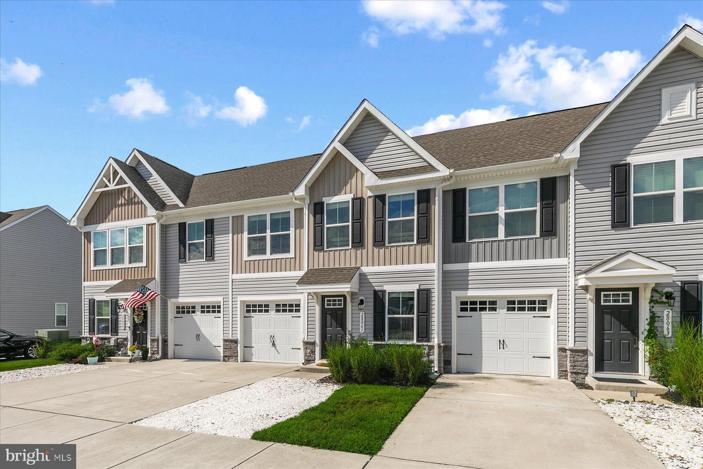 28061 DEW DROP LN Property Photo 1