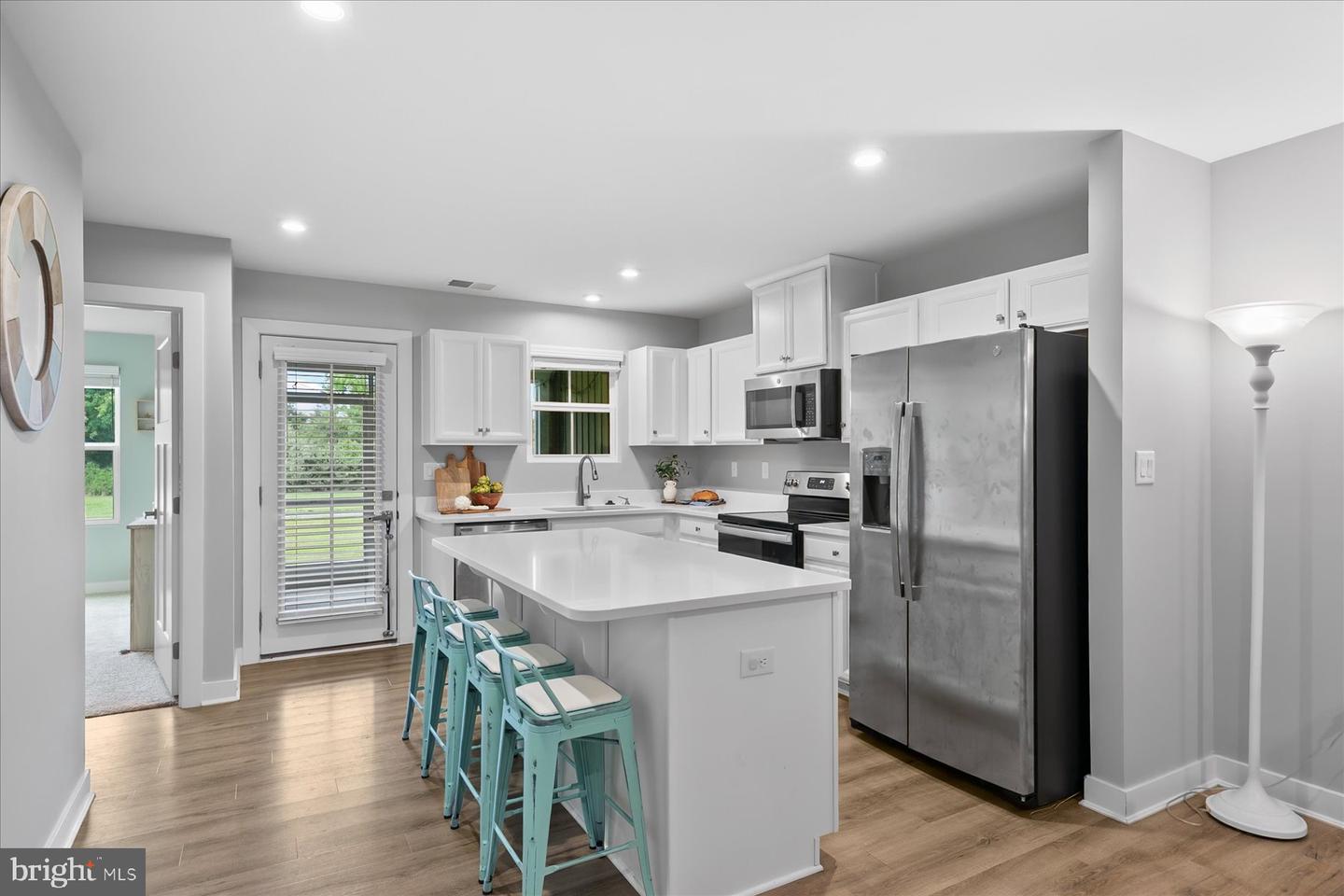 28061 Dew Drop Ln Property Photo 6
