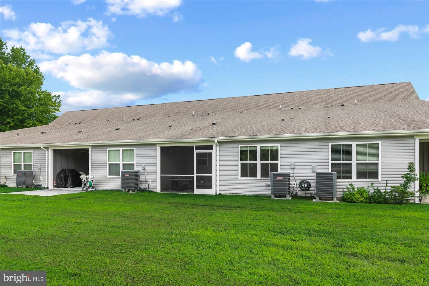 28061 Dew Drop Ln Property Photo 29