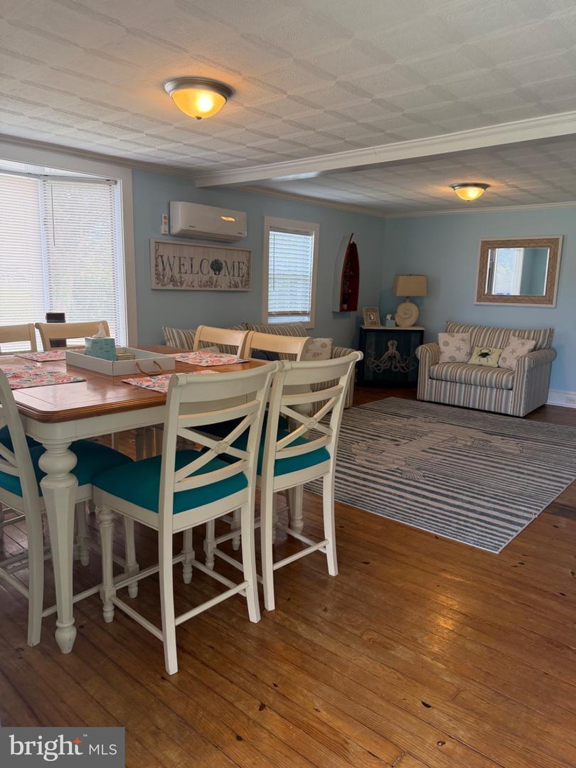 30566 Gull Point Rd Property Photo 2