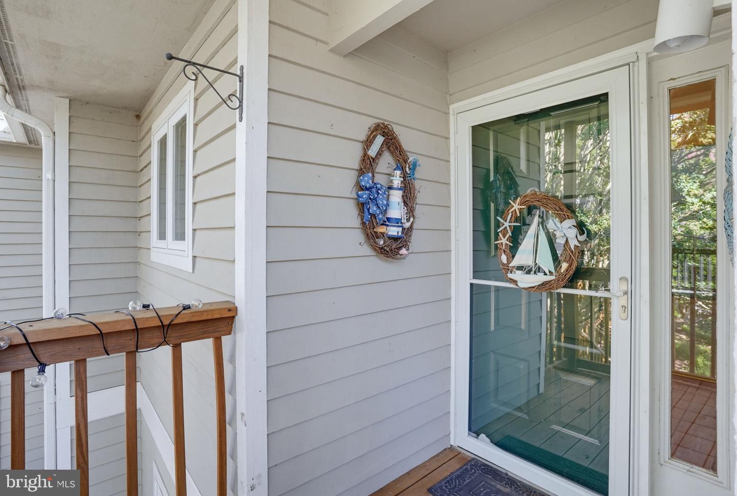 18480 Carters Grove Cir #6 Property Photo 7