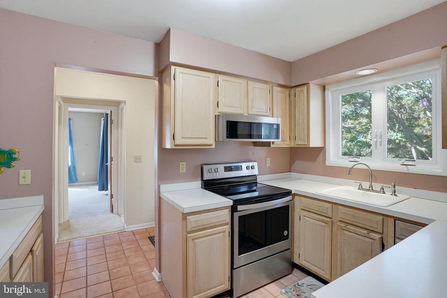 18480 Carters Grove Cir #6 Property Photo 12
