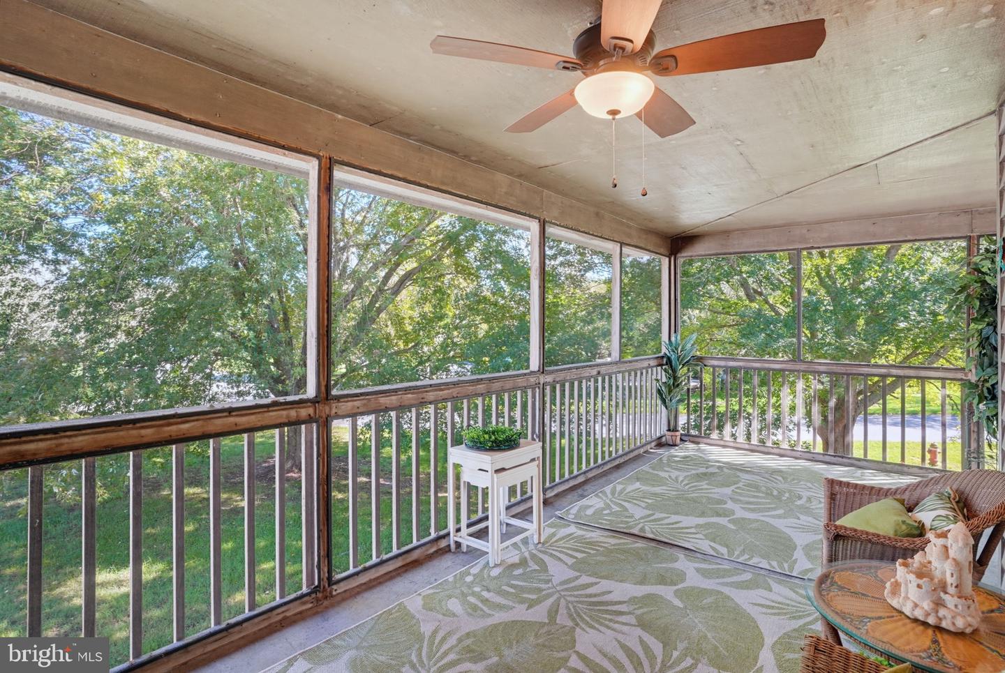 18480 Carters Grove Cir #6 Property Photo 20