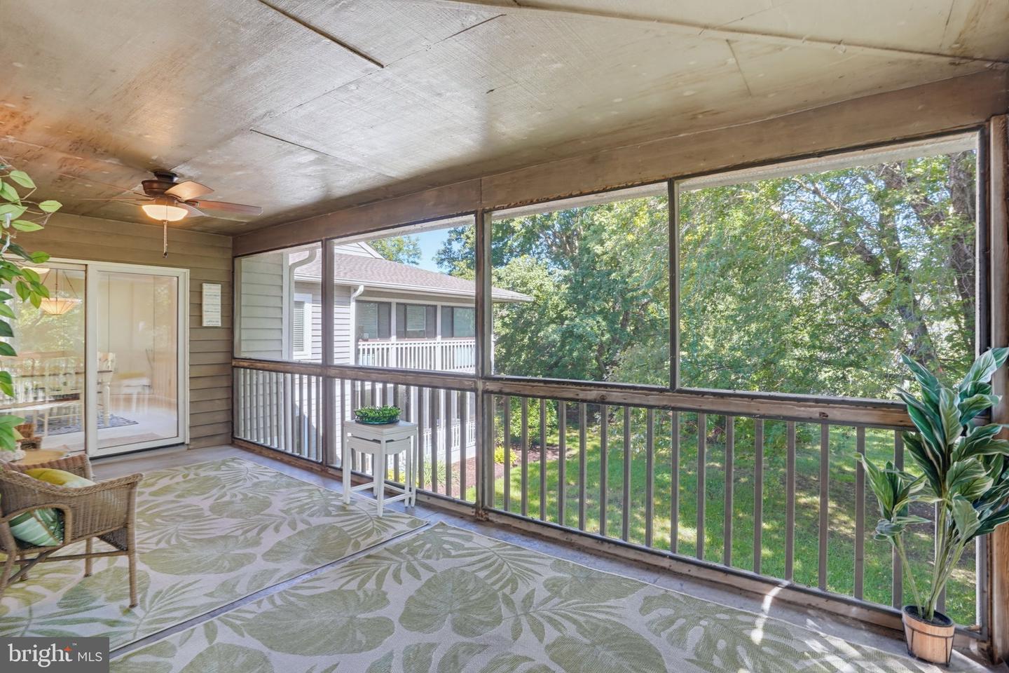 18480 Carters Grove Cir #6 Property Photo 21