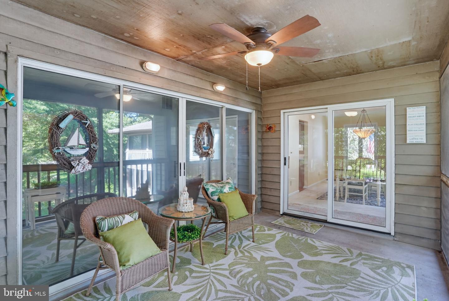 18480 Carters Grove Cir #6 Property Photo 25