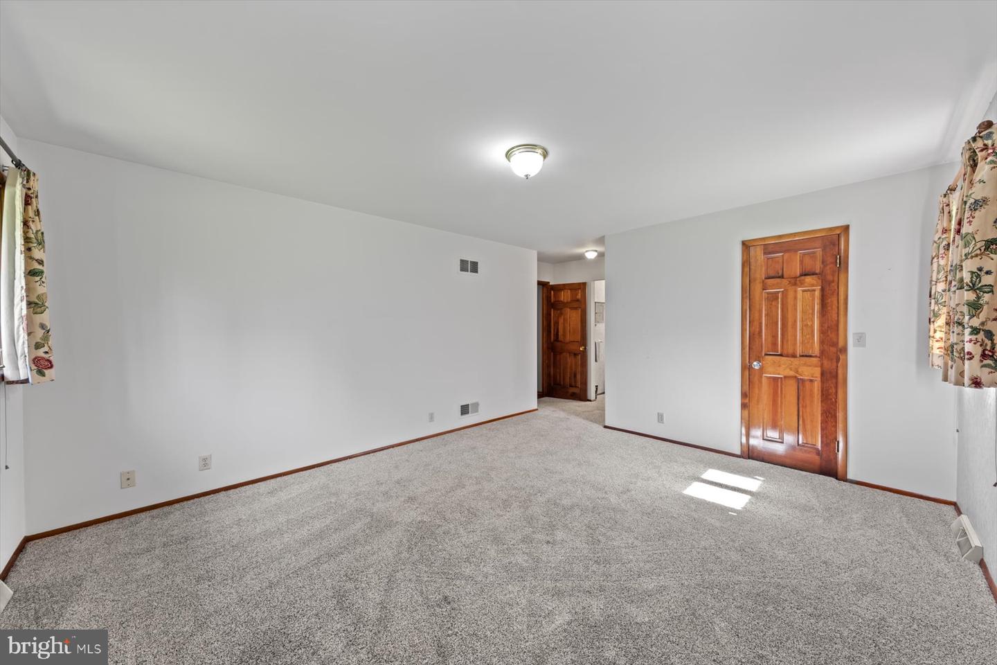 8 Mews Rd Property Photo 30